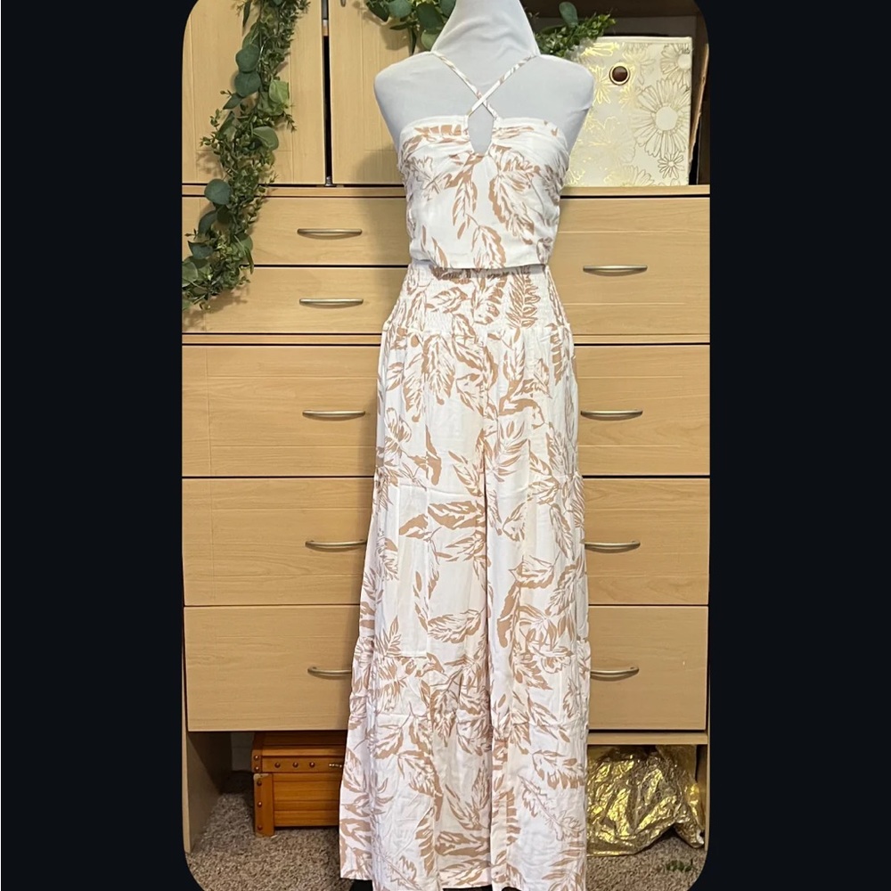 NWT Halter Top and Wide Leg Pant Set with Beige Leaf Print